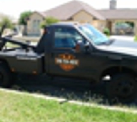 $60 Starting Rate/ LJ Towing - San Antonio, TX