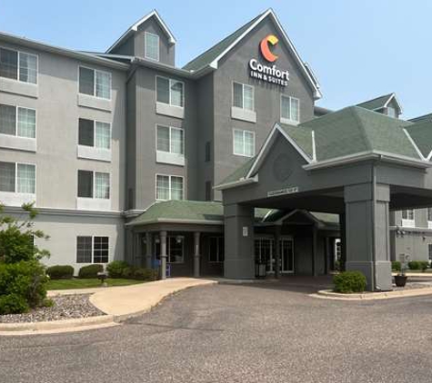 Comfort Inn & Suites St. Paul Northeast - Vadnais Heights, MN