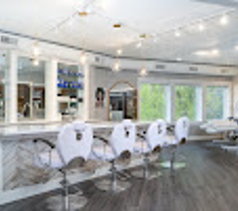 VI Beauty Lab - Wayzata, MN