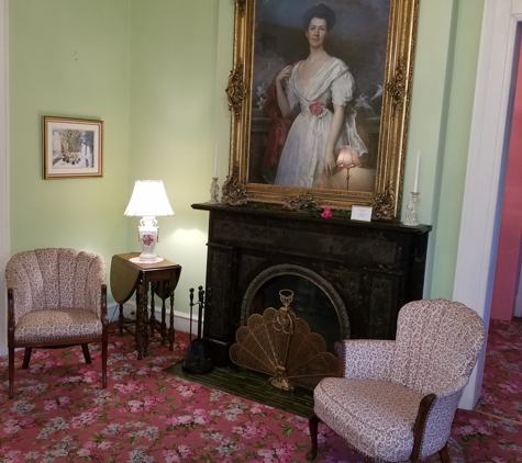 Woman's Civic Club - Cumberland, MD. Parlor