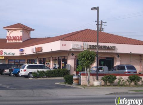 Los Primos Taqueria - Long Beach, CA