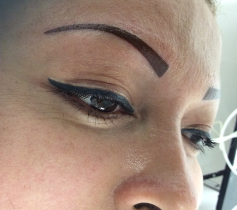 Versatil Permanent Makeup - Mcallen, TX