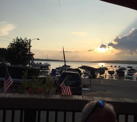 Boathouse Bar & Grill - Lake Geneva, WI