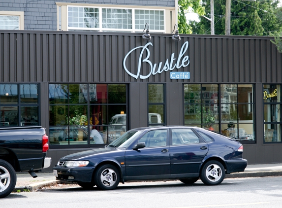 Bustle on Queen Anne - Seattle, WA