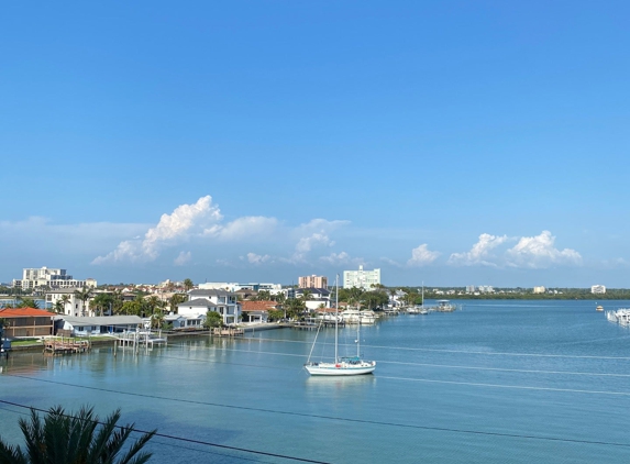 Residence Inn Clearwater Beach - Clearwater Beach, FL