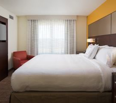 Residence Inn by Marriott Kansas City at The Legends - Kansas City, KS