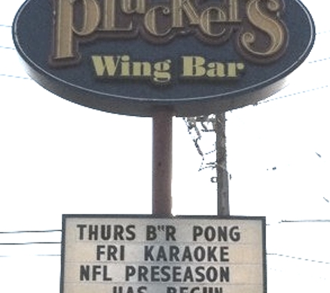 Pluckers Wing Bar - Austin, TX