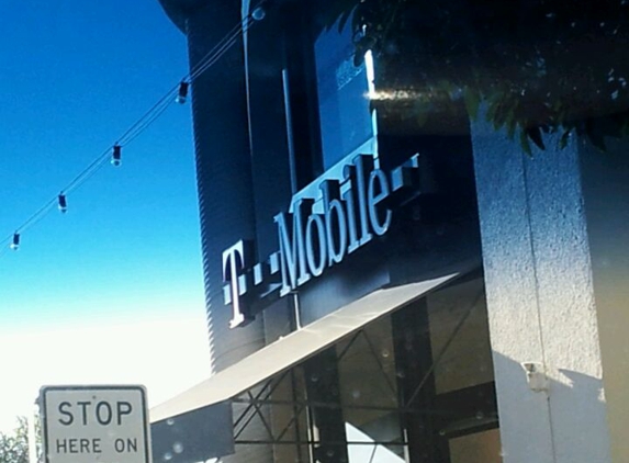 T-Mobile - Oakland, CA