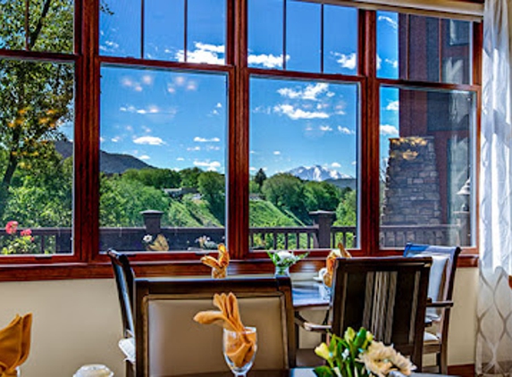 Roaring Fork Senior Living - Glenwood Springs, CO