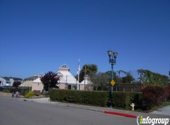 Sterling Park Recreation Ctr - Colma, CA