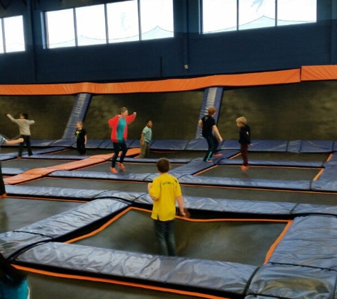 Sky Zone Trampoline Park - Tulsa, OK