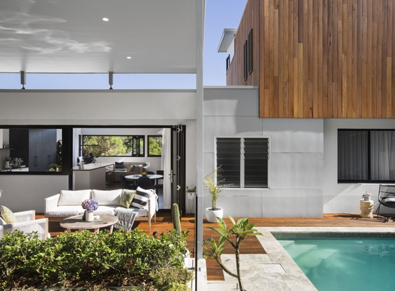 Hanlon Windows - Bomaderry, NSW