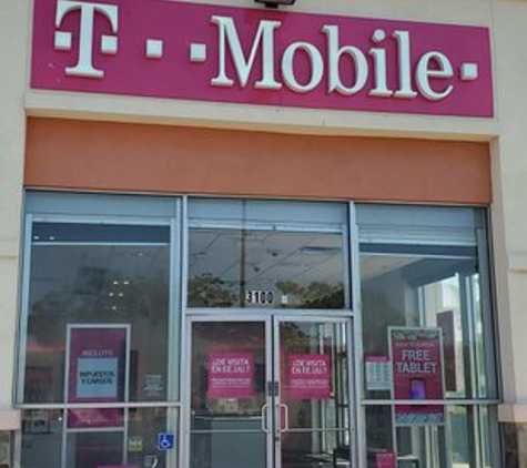T-Mobile - Inglewood, CA