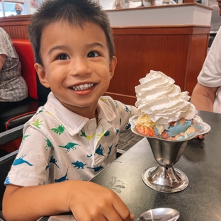 Friendly's - New Hartford, NY