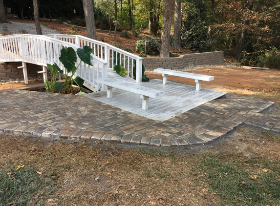 Morales Landscaping And Pinestraw Service - Greenville, SC