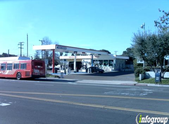 Crown Point Gas & Auto Center - San Diego, CA