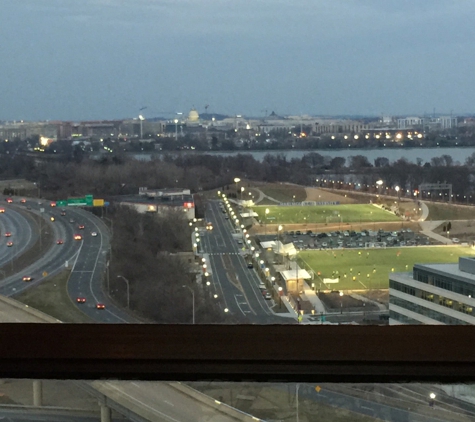 Skydome Restaurant - Arlington, VA