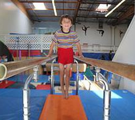 Le Club Gymnastics - Chatsworth, CA