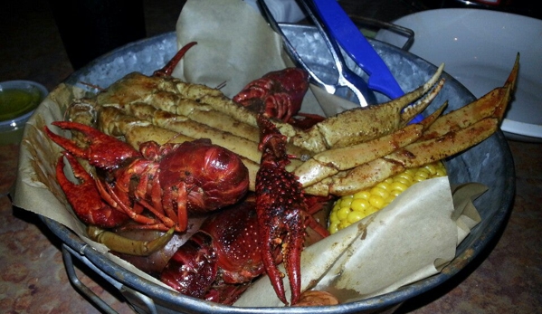 Crawdaddy's Restaurant & Oyster Bar - Gatlinburg, TN