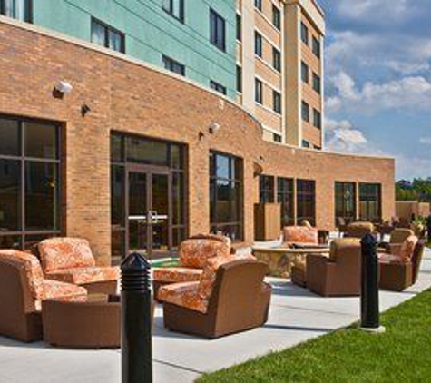 Courtyard by Marriott - Newport News, VA