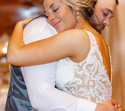 AlesiaKim and Co. - Walker, LA. bride and groom's last dance