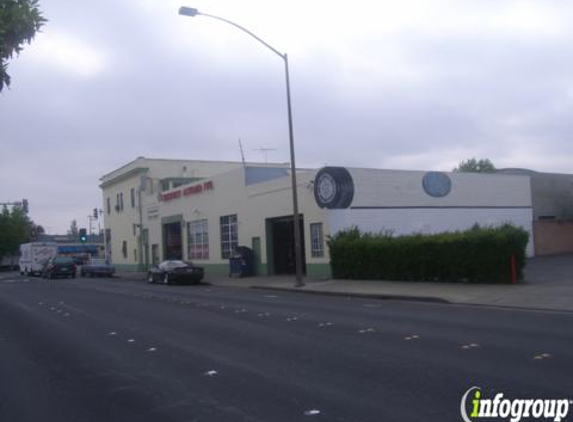 Chestnut Auto Repair and Towing - Redwood City, CA