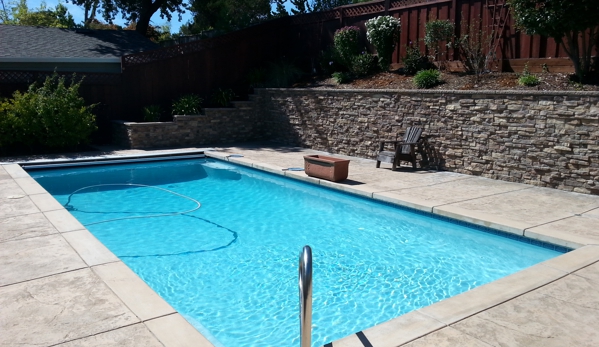 Clear Waters Swimming Pool and Spa Service - Clayton, CA