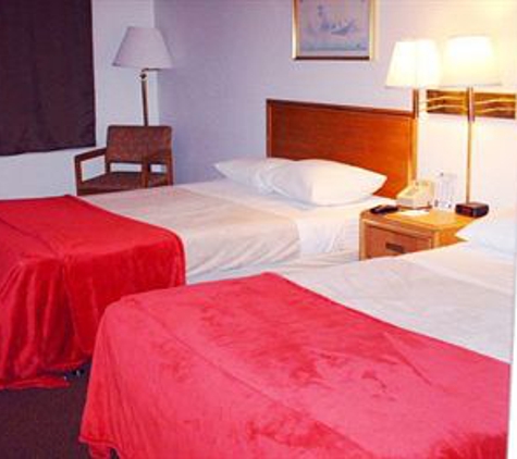 Americas Best Value Inn - Fort Atkinson, WI