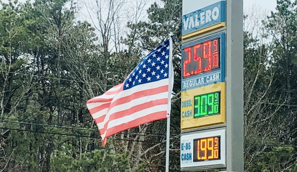 Valero - East Patchogue, NY. Excellent Prices