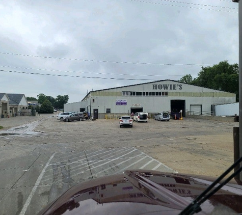 Howie's Recycling & Trash Service - Manhattan, KS