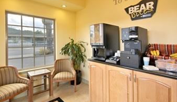 Travelodge - San Rafael, CA