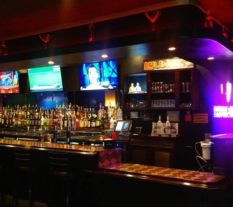 The 86ers Lounge - Barstow, CA. Liquor Galore