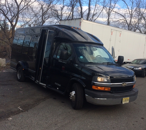 M&M limo and taxi - Paterson, NJ