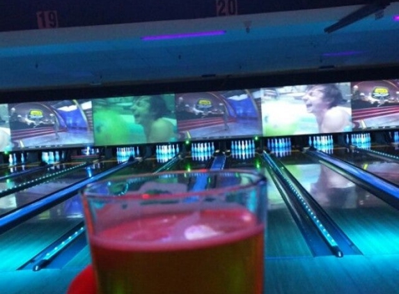 Bowlmor - Scottsdale, AZ