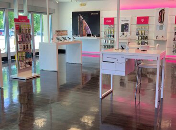 T-Mobile - Santa Rosa, CA