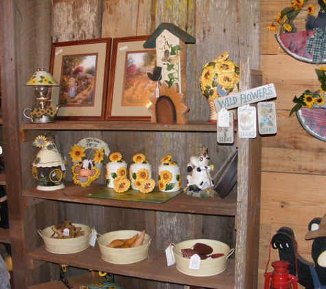 The Old Country Barn Gift Shop - Clanton, AL