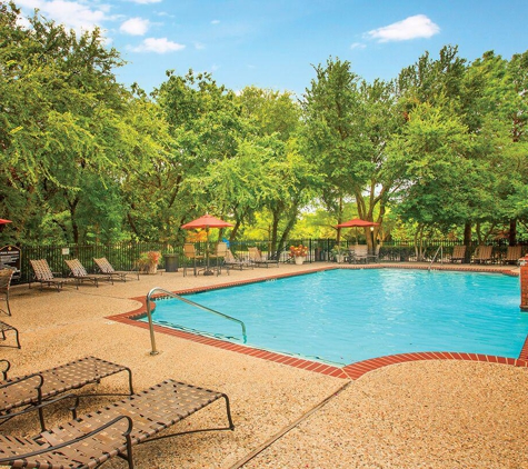 Retreat at Spring Park - Garland, TX