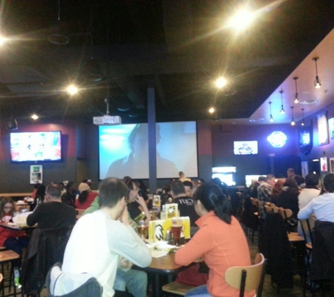 Buffalo Wild Wings - Staten Island, NY