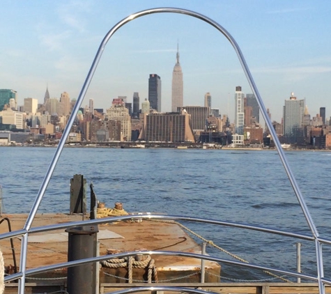 Lincoln Harbor Yacht Club - Weehawken, NJ