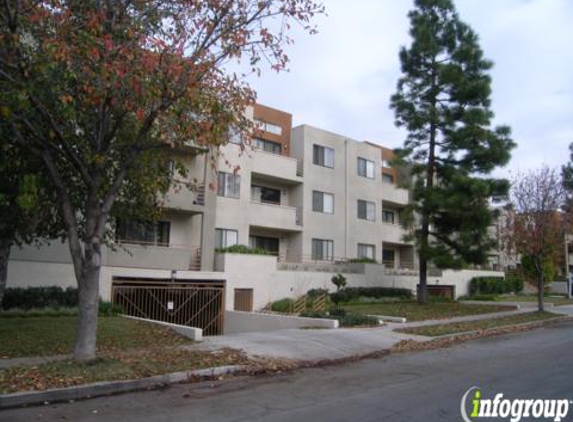 Hawthorne Apartments - Glendale, CA