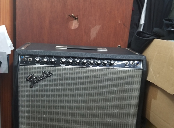 Doctor Electronics Repair service - Island Park, NY. This is the After of the same 65 Fender Concert 1x12 amp