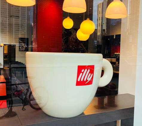 Espressamente Illy - Chicago, IL