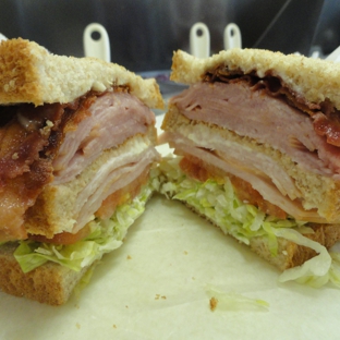 Ye Ole Fashioned Ice Cream & Sandwich Cafe - Summerville, SC