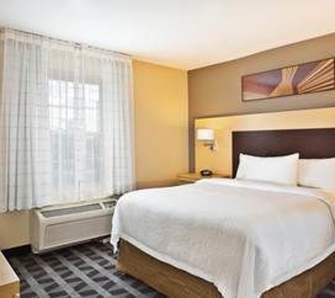 TownePlace Suites Republic Airport Long Island/Farmingdale - Farmingdale, NY