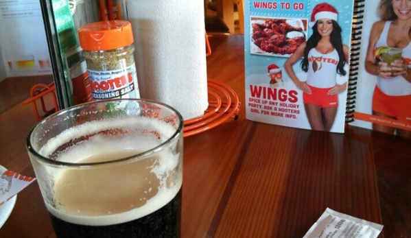 Hooters - Tampa, FL