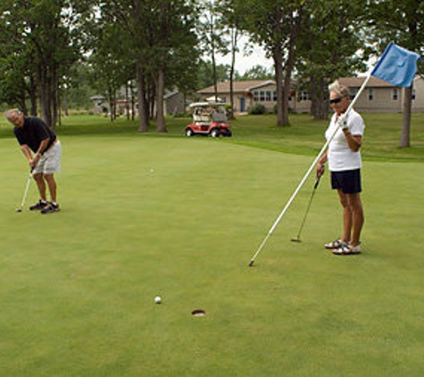 Irish Oaks Golf Course, Bar & Restaurant - Gladstone, MI
