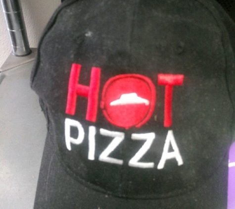 Pizza Hut - Roseville, MI