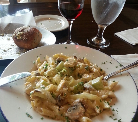 Giuliano's Italian Restaurant - Fort Lauderdale, FL. Delicious! Reasonable prices. Quality, flavourful food choices.