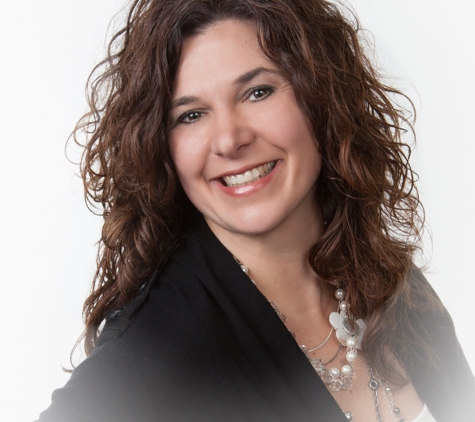 Denuelle Meyer - Certified Personal Life Coach - Lockport, NY