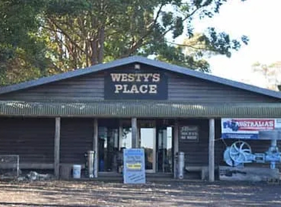Westys Place - Central Mangrove, NSW
